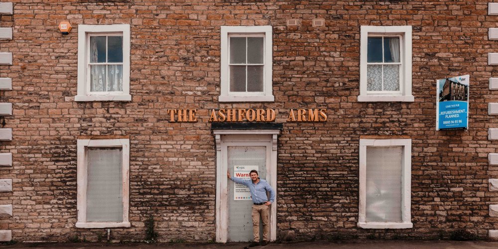 Longbow Bars takes on shuttered site