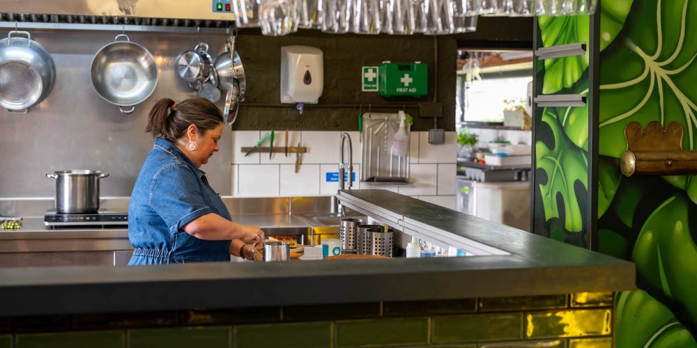 Restaurant Paternoster Farm to move into a pub