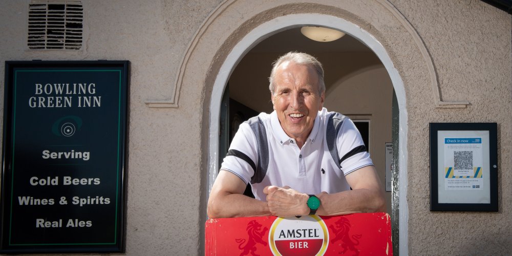 Licensee celebrates 35 years in charge